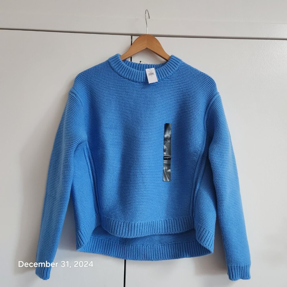 Banana republic! Cozy Blue Knit Sweater - Size Small